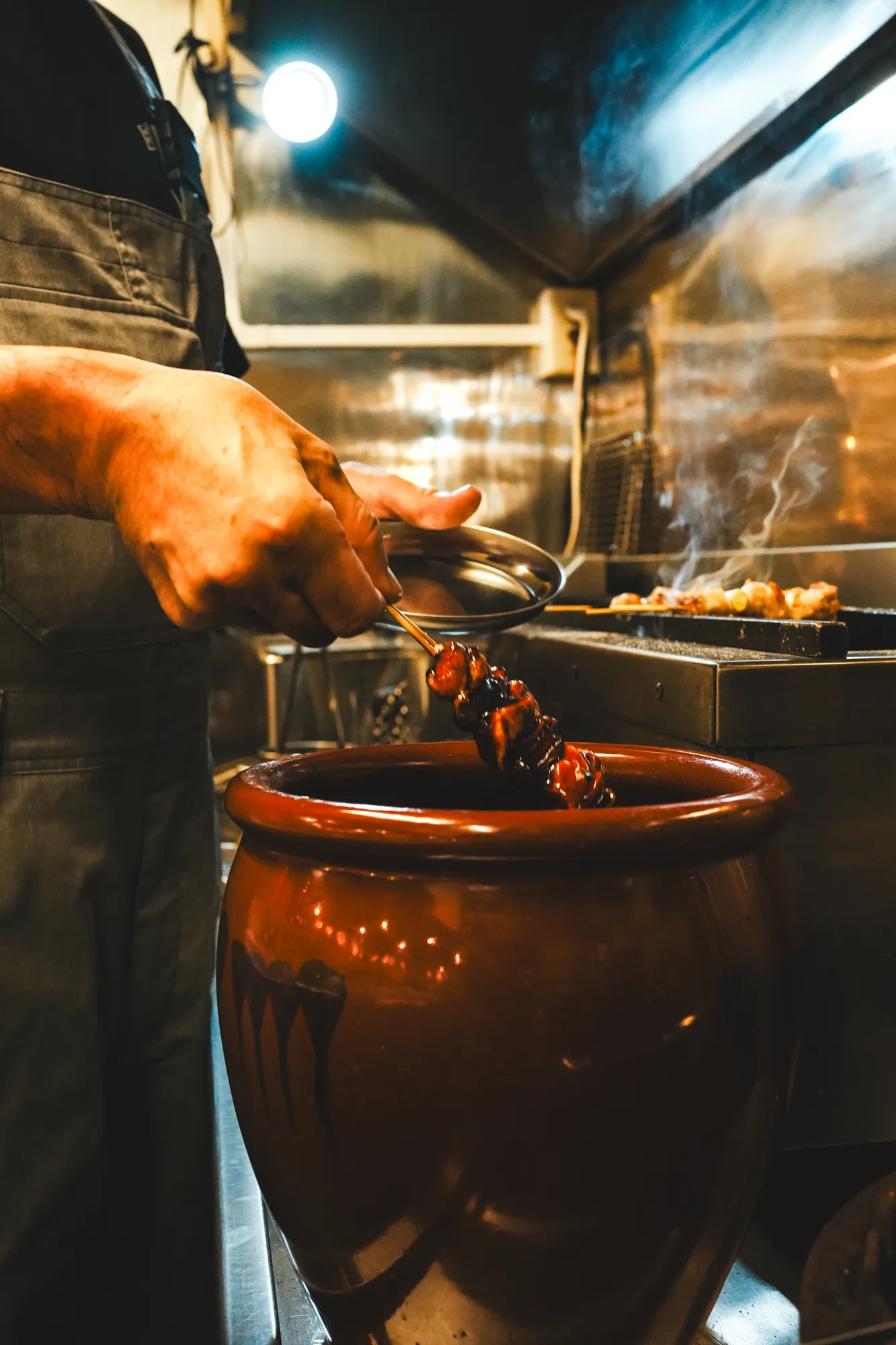 Training on the preparation of tare (sauce) for yakitori and how to preserve it