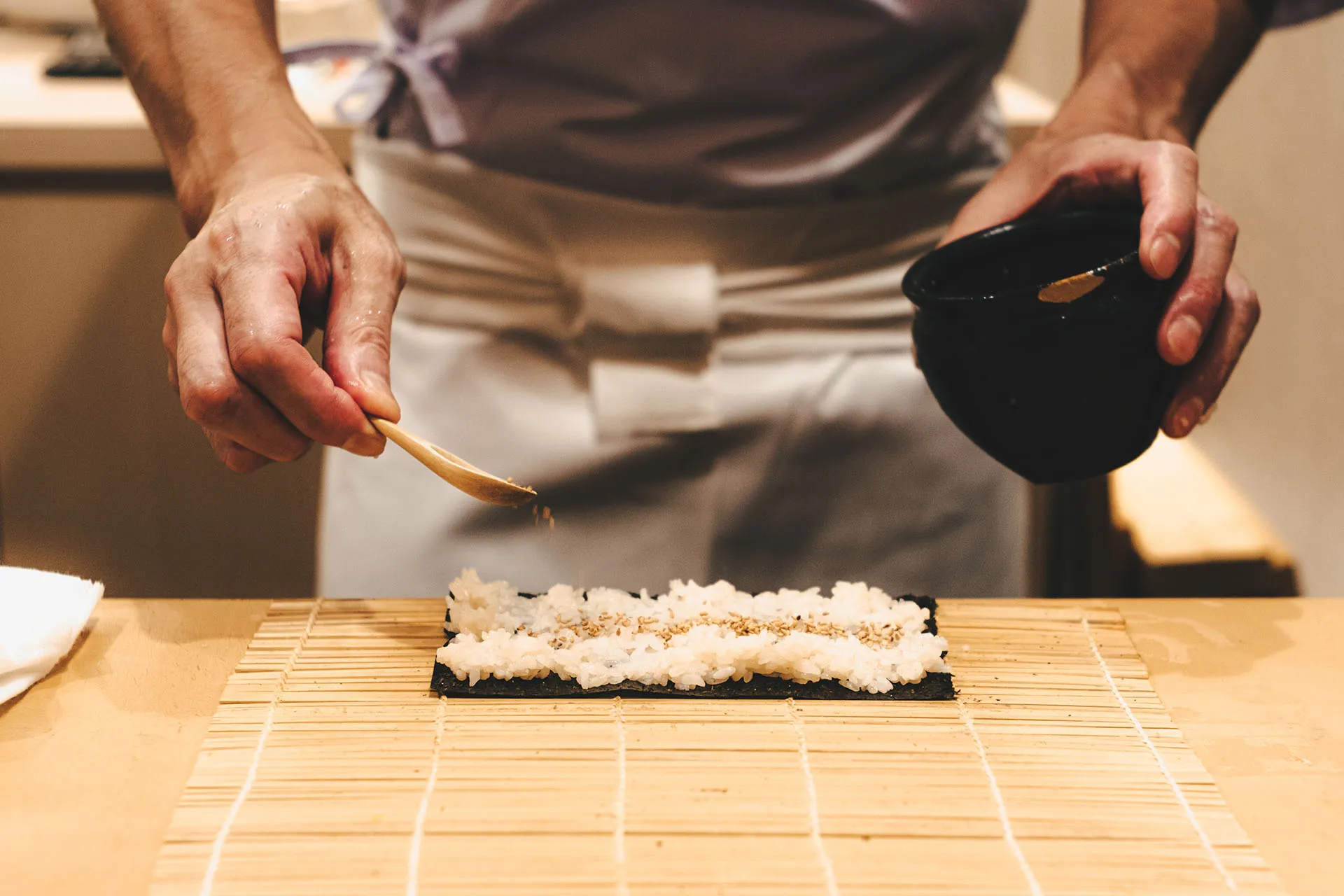 Training on Makimono (sushi rolls) (temaki and hosomaki)