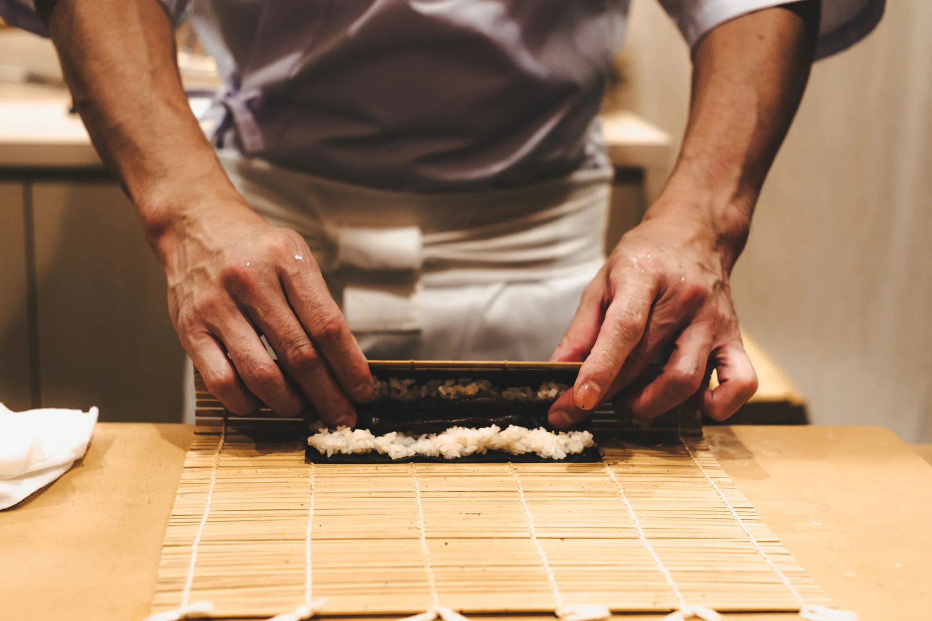 Training on Makimono (sushi rolls) (temaki and hosomaki)